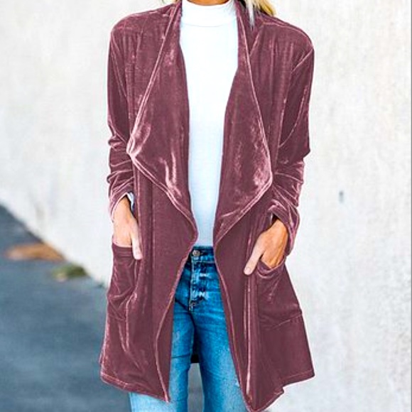 Twice Chic Boutique Jackets & Blazers - 👑5🌟🆕MAUVE Velvet Cardigan w Pock…